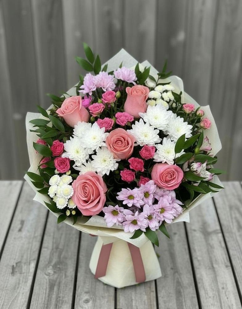 Букет цветов из: Альстромерии, Гвоздики, Розы и Хризантемы в Ольгино
