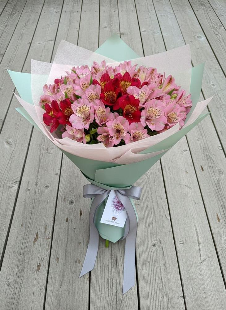 Букет цветов из: Альстромерии в Ольгино