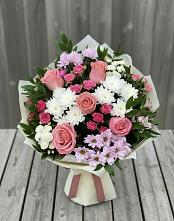 Букет цветов из:  Альстромерии, Гвоздики, Розы и Хризантемы в Ольгино